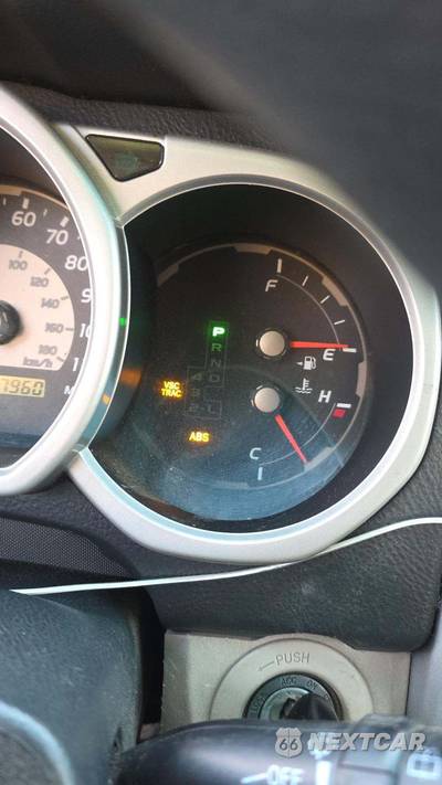 2003 Toyota 4Runner SR5 - zdjęcie 24 z 28 - miniatura