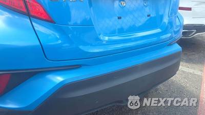2019 Toyota C-HR XLE - zdjęcie 22 z 30 - miniatura