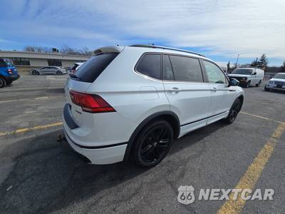 2022 Volkswagen Tiguan SE R-Line Black - zdjęcie 4 z 20 - miniatura