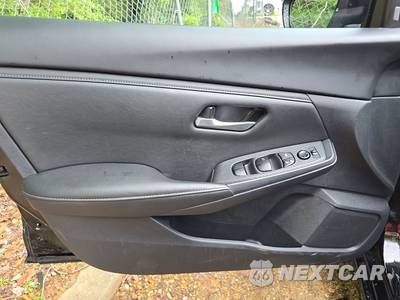 2025 Nissan Sentra SV - zdjęcie 9 z 22 - miniatura