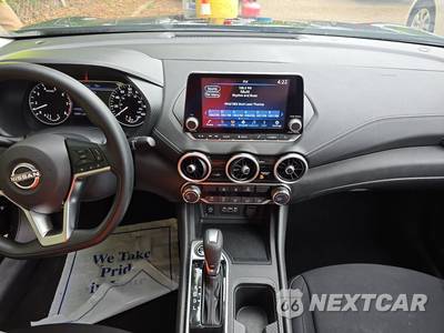 2025 Nissan Sentra SV - zdjęcie 11 z 22 - miniatura