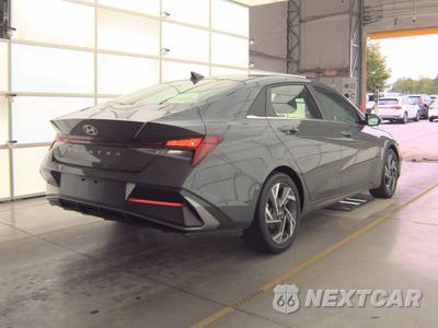 2025 Hyundai Elantra SEL Convenience - zdjęcie 4 z 20 - miniatura