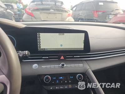 2025 Hyundai Elantra SEL Convenience - zdjęcie 11 z 20 - miniatura