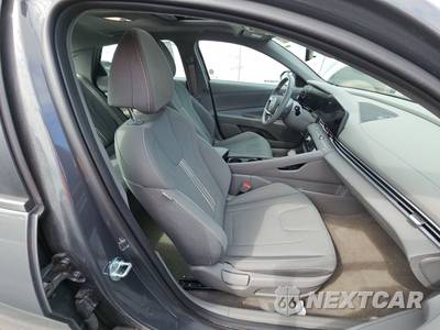 2025 Hyundai Elantra SEL Convenience - zdjęcie 8 z 22 - miniatura