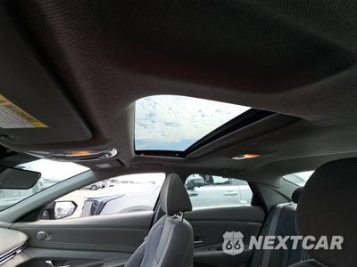 2025 Hyundai Elantra SEL Convenience - zdjęcie 19 z 22 - miniatura