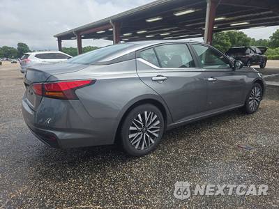 2025 Nissan Altima SV - zdjęcie 4 z 25 - miniatura