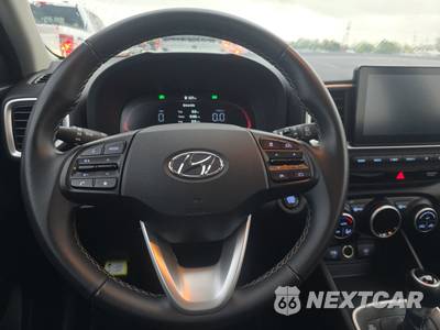 2025 Hyundai Venue SEL - zdjęcie 10 z 21 - miniatura