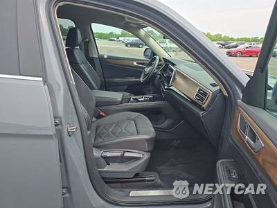 2025 Volkswagen Atlas 2.0T SE w/Technology - zdjęcie 8 z 24 - miniatura