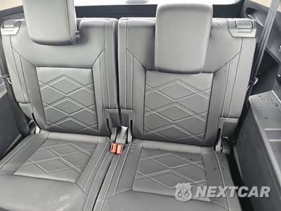 2025 Volkswagen Atlas 2.0T SE w/Technology - zdjęcie 14 z 24 - miniatura