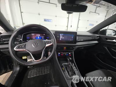 2025 Volkswagen Jetta Sport - zdjęcie 11 z 32 - miniatura