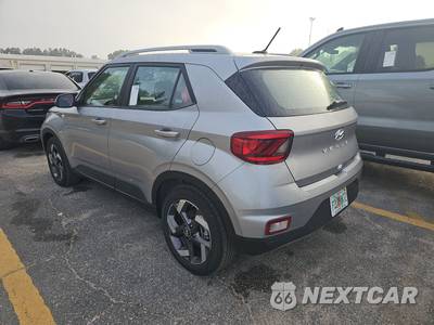 2026 Hyundai Venue SEL - zdjęcie 6 z 32 - miniatura