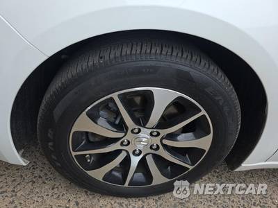 2015 Acura TLX - zdjęcie 8 z 22 - miniatura