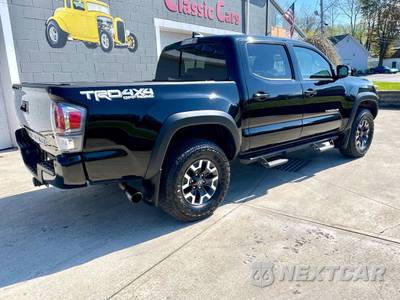 2023 Toyota Tacoma TRD Off-Road Crew Cab Medium Bed - zdjęcie 6 z 50 - miniatura