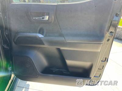 2023 Toyota Tacoma TRD Off-Road Crew Cab Medium Bed - zdjęcie 41 z 50 - miniatura