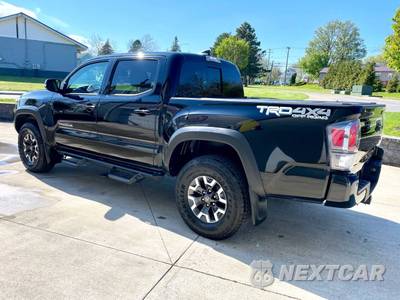 2023 Toyota Tacoma TRD Off-Road Crew Cab Medium Bed - zdjęcie 2 z 50 - miniatura