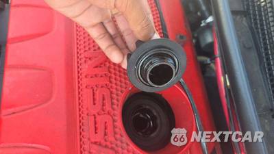 2016 Nissan Sentra SR - zdjęcie 21 z 37 - miniatura