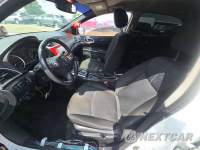 2016 Nissan Sentra SR - zdjęcie 7 z 37 - miniatura
