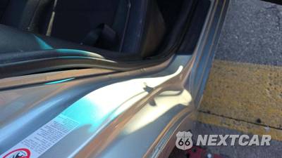 2016 Toyota Camry SE - zdjęcie 22 z 45 - miniatura