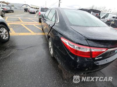 2017 Toyota Camry SE - zdjęcie 6 z 39 - miniatura