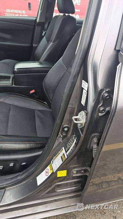 2016 Toyota Camry SE - zdjęcie 47 z 54 - miniatura