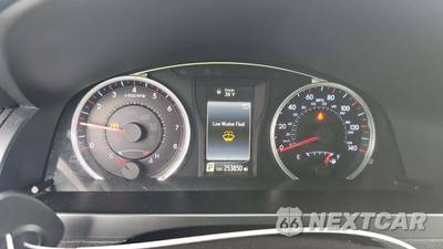 2017 Toyota Camry SE - zdjęcie 19 z 45 - miniatura