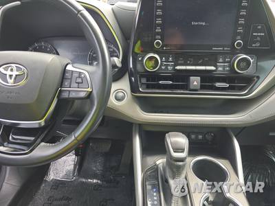 2021 Toyota Highlander XLE - zdjęcie 11 z 30 - miniatura