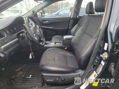 2016 Toyota Camry SE - zdjęcie 7 z 54 - miniatura