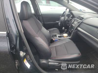 2017 Toyota Camry SE - zdjęcie 8 z 37 - miniatura