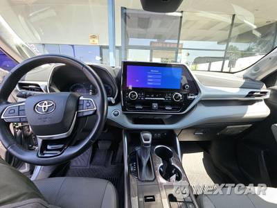 2023 Toyota Highlander Platinum - zdjęcie 11 z 21 - miniatura