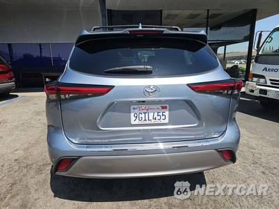 2023 Toyota Highlander Platinum - zdjęcie 5 z 21 - miniatura