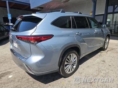 2023 Toyota Highlander Platinum - zdjęcie 4 z 21 - miniatura