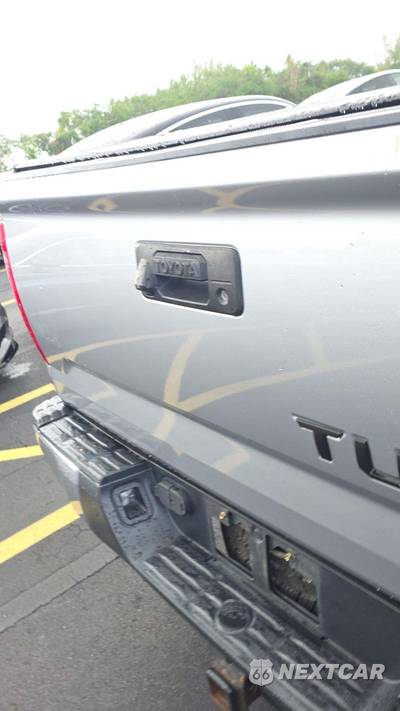 2017 Toyota Tundra 1794 Edition Crew Cab Short Bed - zdjęcie 27 z 28 - miniatura