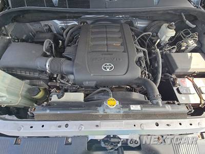 2017 Toyota Tundra 1794 Edition Crew Cab Short Bed - zdjęcie 15 z 28 - miniatura