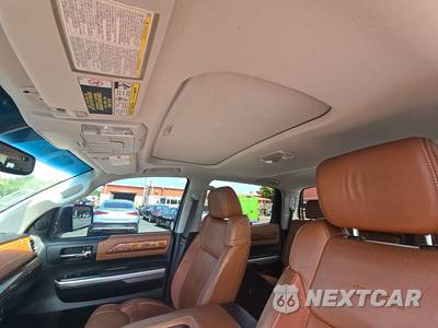 2017 Toyota Tundra 1794 Edition Crew Cab Short Bed - zdjęcie 17 z 28 - miniatura