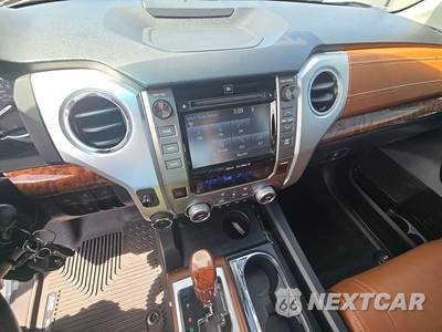 2017 Toyota Tundra 1794 Edition Crew Cab Short Bed - zdjęcie 11 z 28 - miniatura