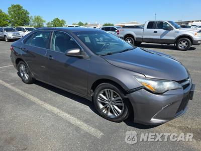 2017 Toyota Camry LE - zdjęcie 3 z 28 - miniatura