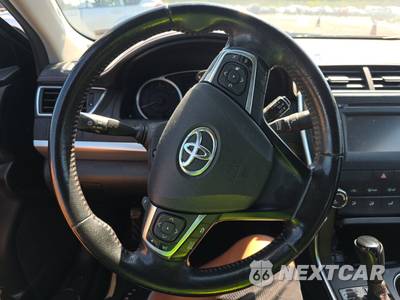 2017 Toyota Camry LE - zdjęcie 10 z 28 - miniatura