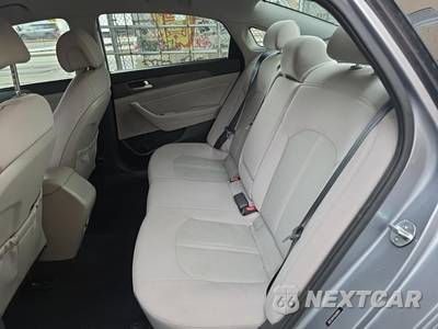2016 Hyundai Sonata Sport - zdjęcie 16 z 25 - miniatura