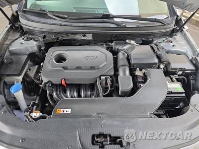 2016 Hyundai Sonata Sport - zdjęcie 18 z 25 - miniatura