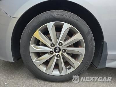 2016 Hyundai Sonata Sport - zdjęcie 8 z 25 - miniatura