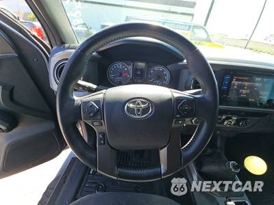 2016 Toyota Tacoma TRD Sport Crew Cab Medium Bed - zdjęcie 10 z 27 - miniatura