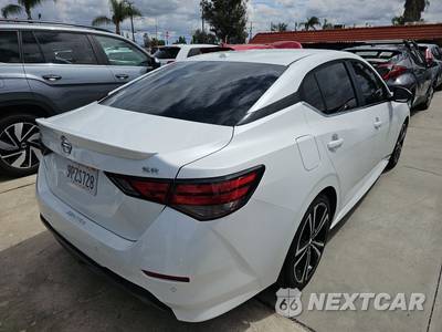 2021 Nissan Sentra SR - zdjęcie 4 z 24 - miniatura