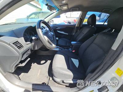 2010 Toyota Corolla S - zdjęcie 7 z 17 - miniatura