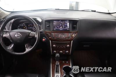 2017 Nissan Pathfinder Platinum - zdjęcie 35 z 40 - miniatura