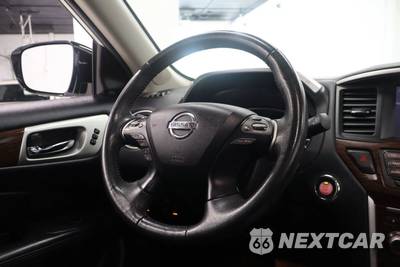 2017 Nissan Pathfinder Platinum - zdjęcie 30 z 40 - miniatura