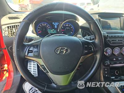 2015 Hyundai Genesis Coupe 3.8 Ultimate w/Black Interior - zdjęcie 10 z 24 - miniatura