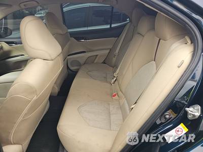 2018 Toyota Camry LE - zdjęcie 13 z 42 - miniatura