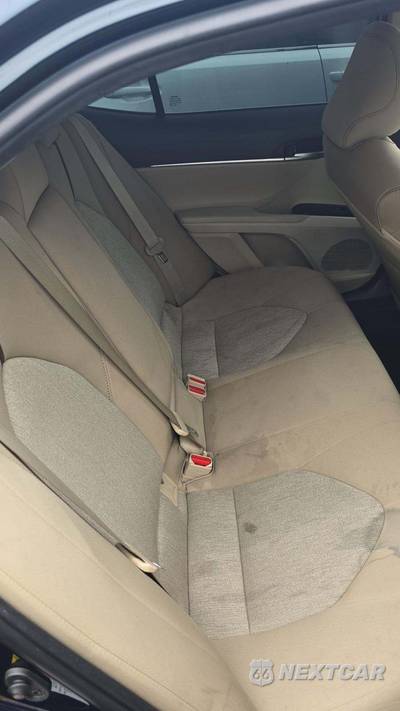 2018 Toyota Camry LE - zdjęcie 39 z 42 - miniatura
