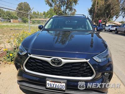 2022 Toyota Highlander XLE - zdjęcie 2 z 25 - miniatura