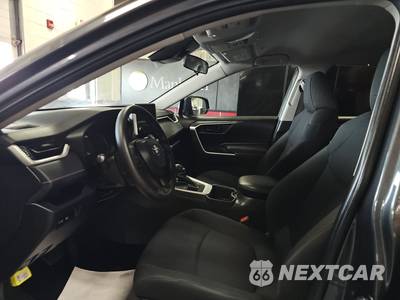 2024 Toyota RAV4 LE - zdjęcie 7 z 27 - miniatura